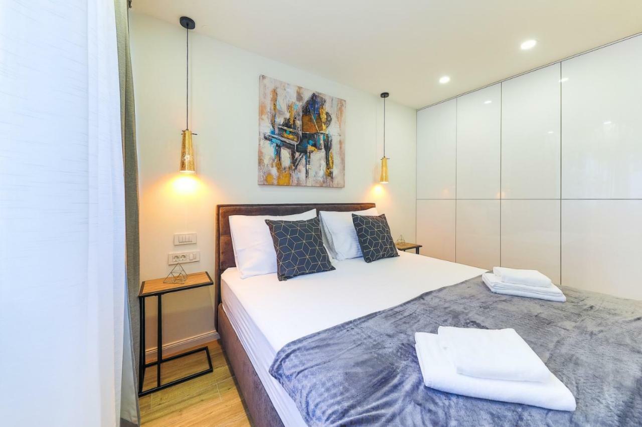 Appartement Onestà à Split Extérieur photo